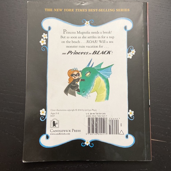 The Princess in Black Book 4: Takes a Vacation - Picture 2 of 4